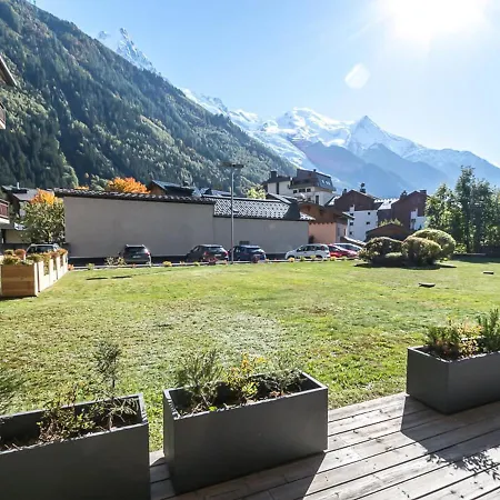 Cosy A Avec Terrasse Et Parking Prive - Fr-1-343-230 Appartement Chamonix