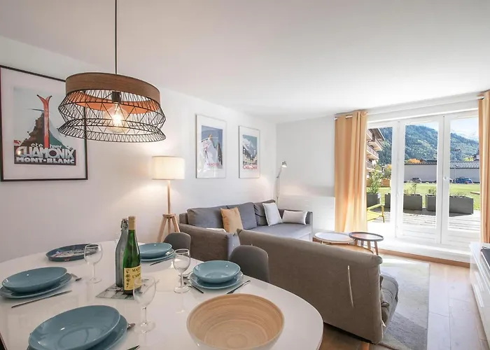 Cosy A Avec Terrasse Et Parking Prive - Fr-1-343-230 شقة *